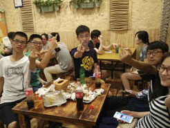 金平烧烤加盟,学烧烤技术,开烧烤店多少钱疯狂烤翅加盟