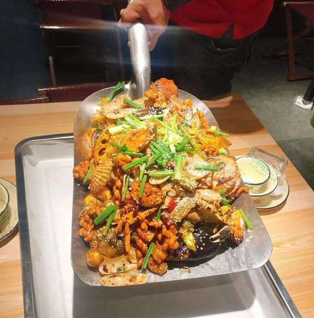 金平手抓海鲜加盟